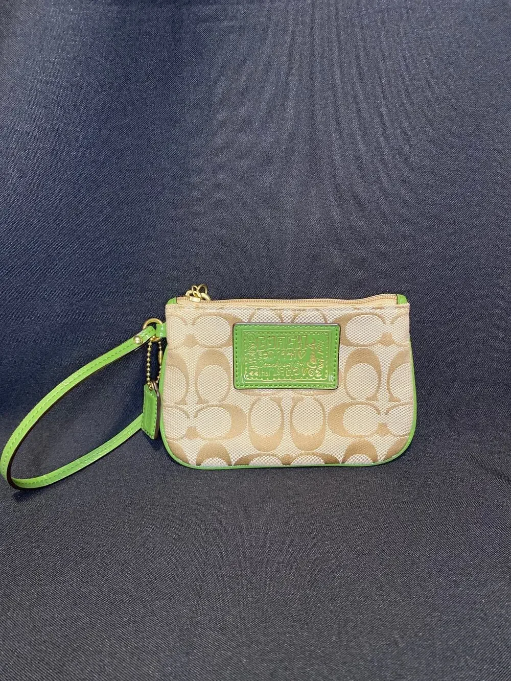 COACH SIGNATURE WRISTLET Grass Khaki Canvas Zip Pouch Wallet 6.5 Inch